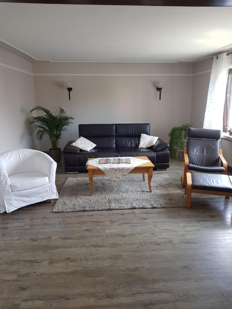 Ludwinas Pfingststube * Mastershausen